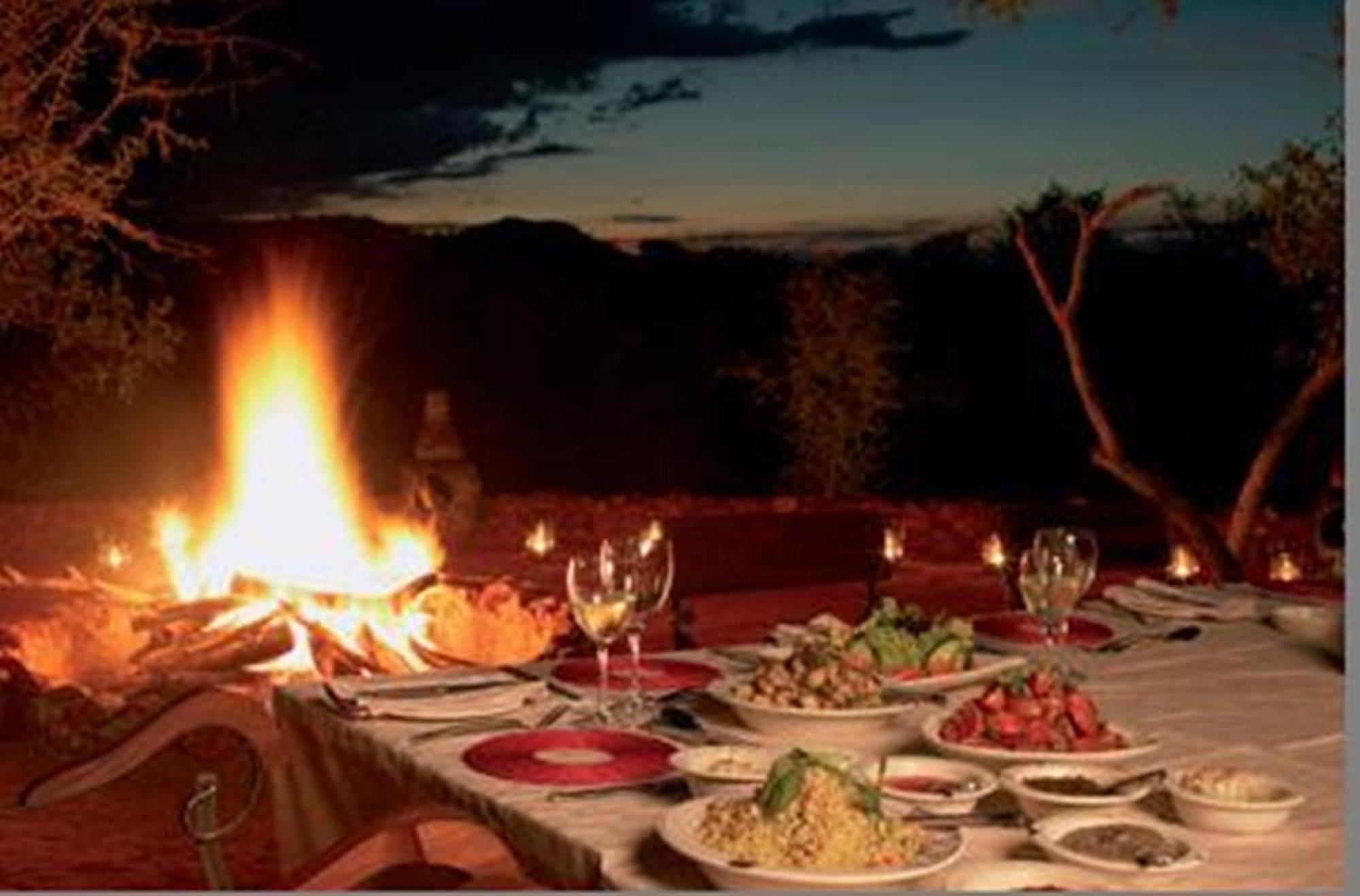 Etali Safari Lodge Мадікве-Ґейм-Резерв Екстер'єр фото